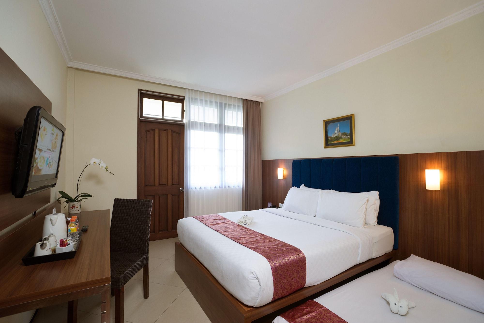 Royal Hotel And Villa Batu Batu  Esterno foto