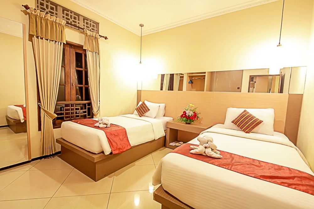 Royal Hotel And Villa Batu Batu  Esterno foto